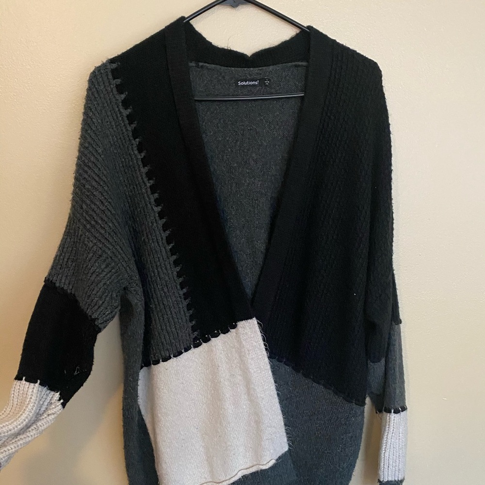 Woman’s Cardigan